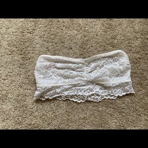 White lace bandeau